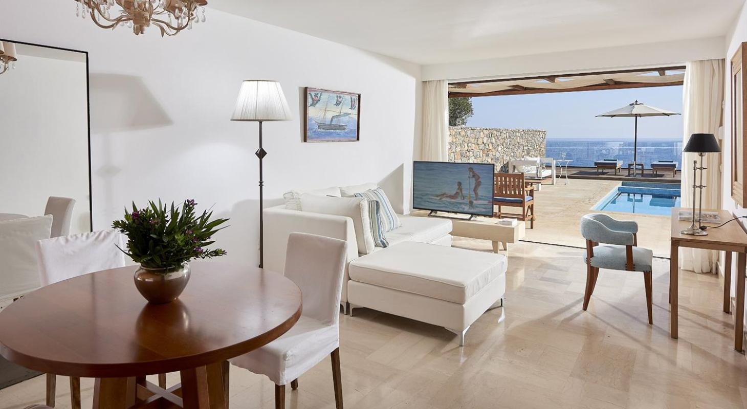 St. Nicolas Bay & 5*