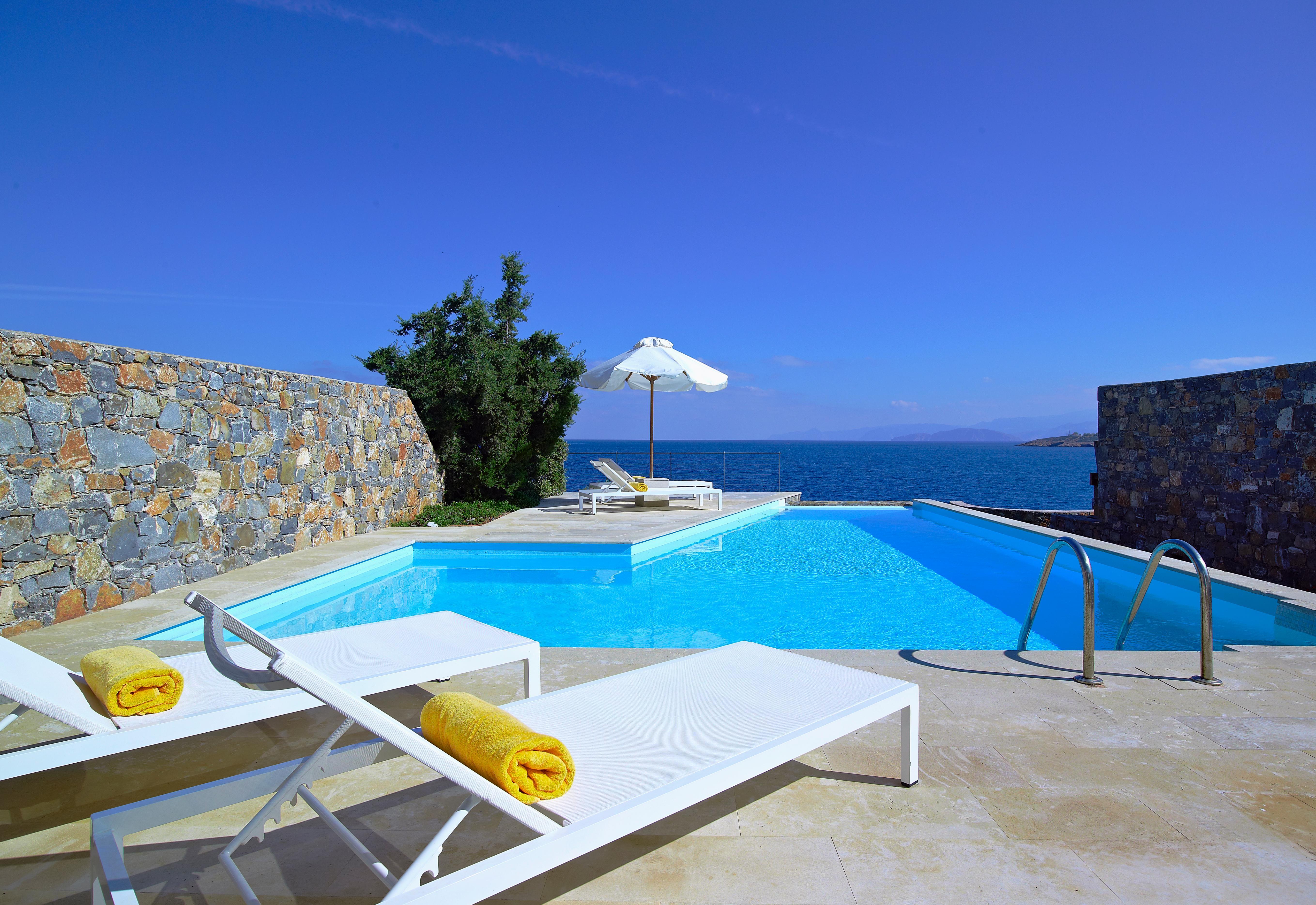 Курортный комплекс St. Nicolas Bay & 5*